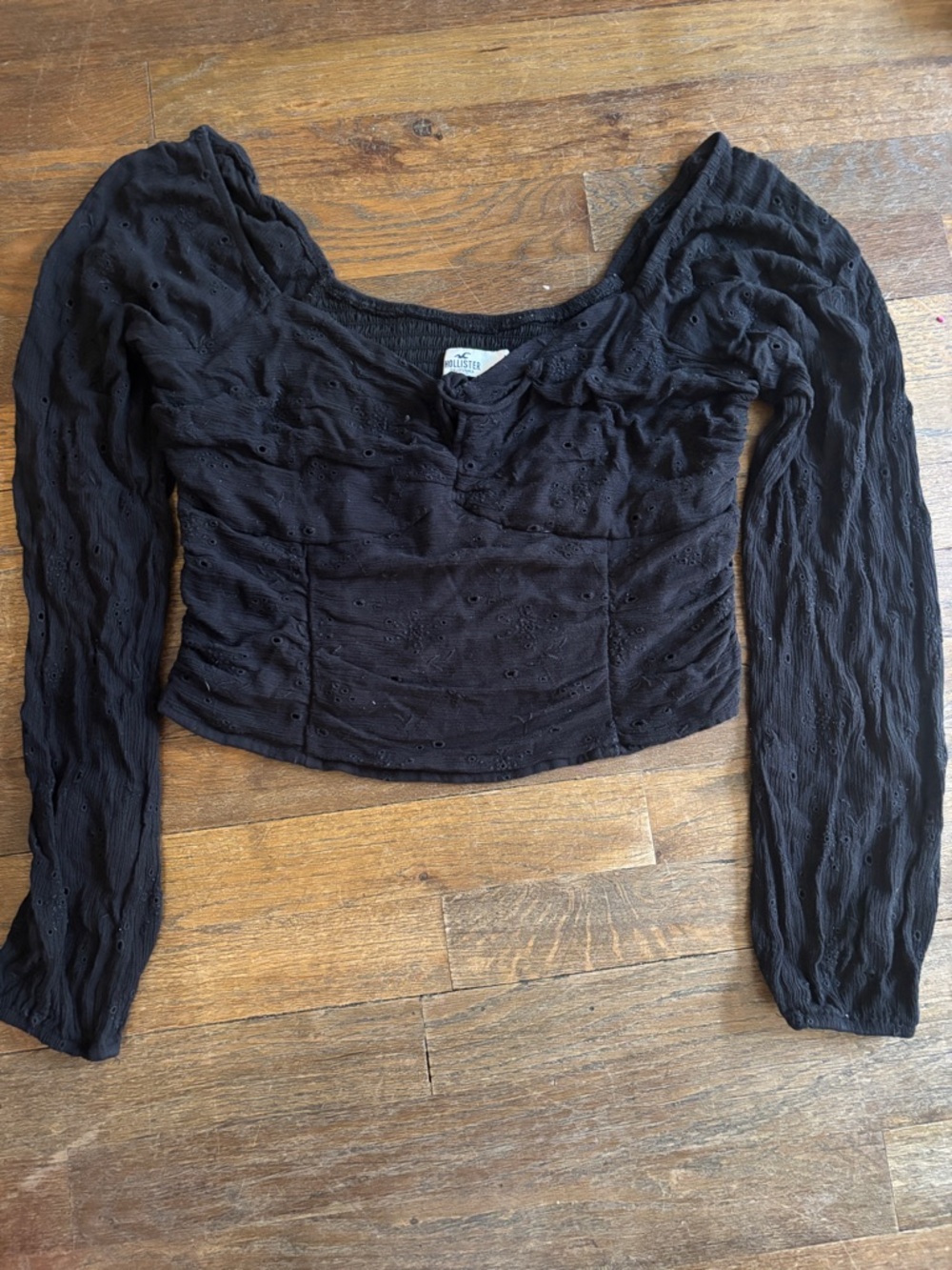 Hollister Black Eyelet Sweetheart Long-Sleeve Crop Top